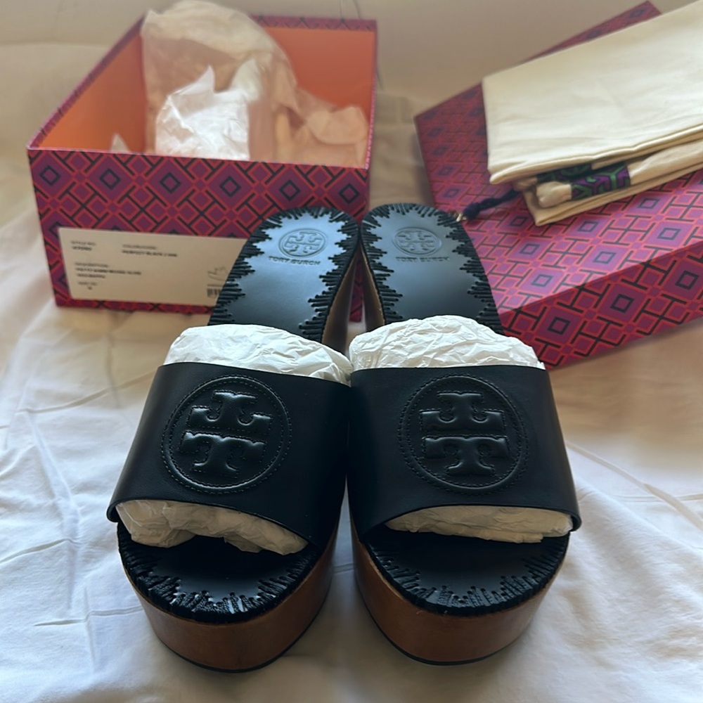 Women shoes